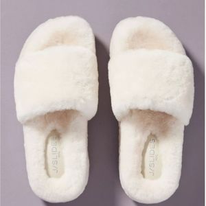 J/Slides Bryce Shearling Slippers in cream
